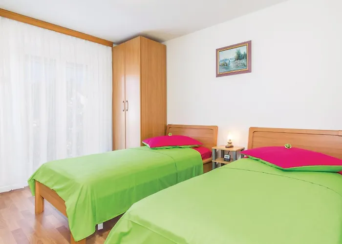 Awesome In With Kitchen *