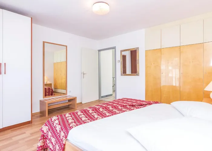 Awesome In With Kitchen Rovinj