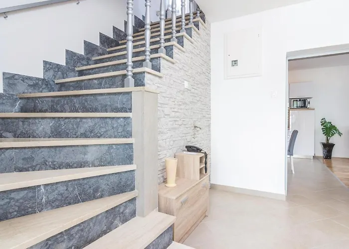 Nyaraló Awesome In With Kitchen *