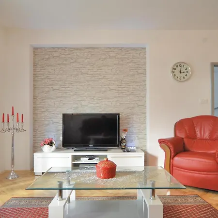 Prázdninový dům Awesome In With Kitchen *