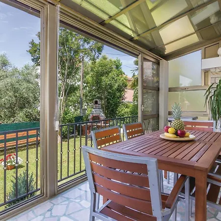 Awesome In With Kitchen